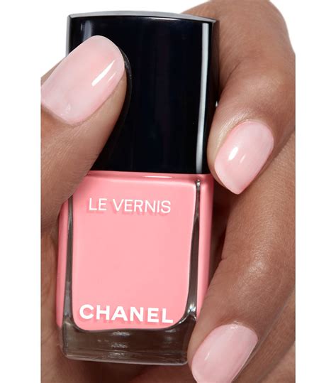 chanel tulle nail|Chanel longwear nail color.